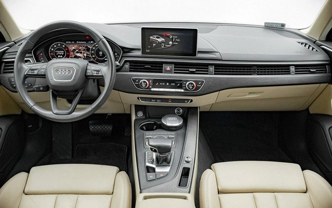 Audi A4 cena 114850 przebieg: 82336, rok produkcji 2019 z Wielichowo małe 742